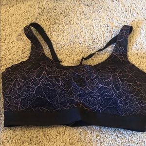 Lululemon fine form bra